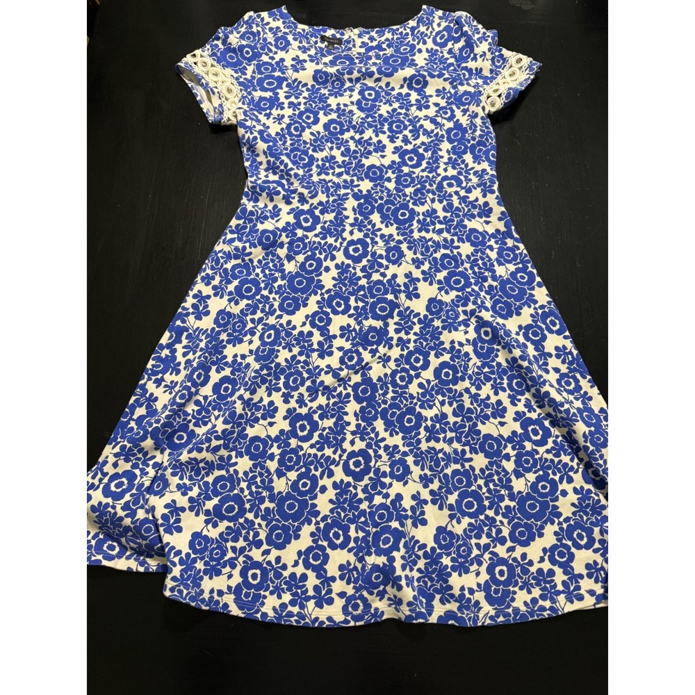 Talbots Women Blue White Floral Fit Flare Dress Crochet Sleeve Size M